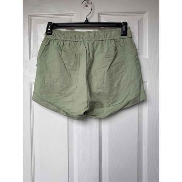 Love Bonito Shorts Size 4 Women's Olive Shorts Lined 2 Inch Inseam - Picture 3 of 4